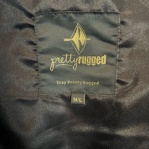 Pretty Rugged waterproof vest - Picture 4 of 8